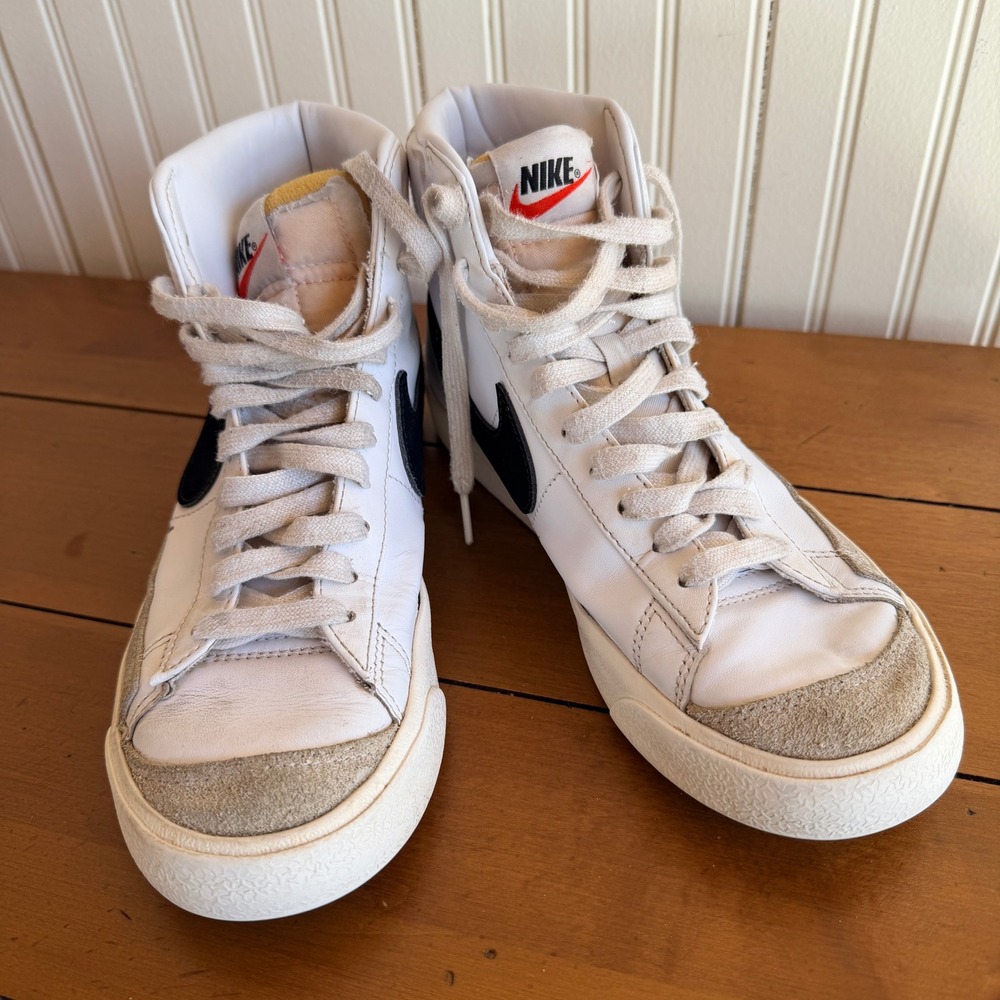 Nike‎ Blazers Women's Size 8 Mid '77 High-top Sneakers Shoes Black/White